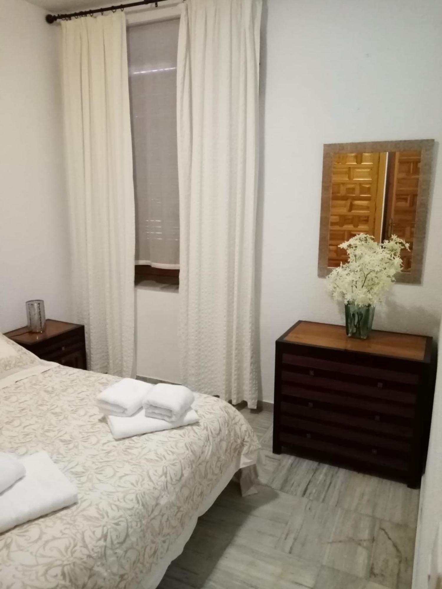 Cordoba Centro Esencia Cordobesa. Mezquita Apartment ภายนอก รูปภาพ